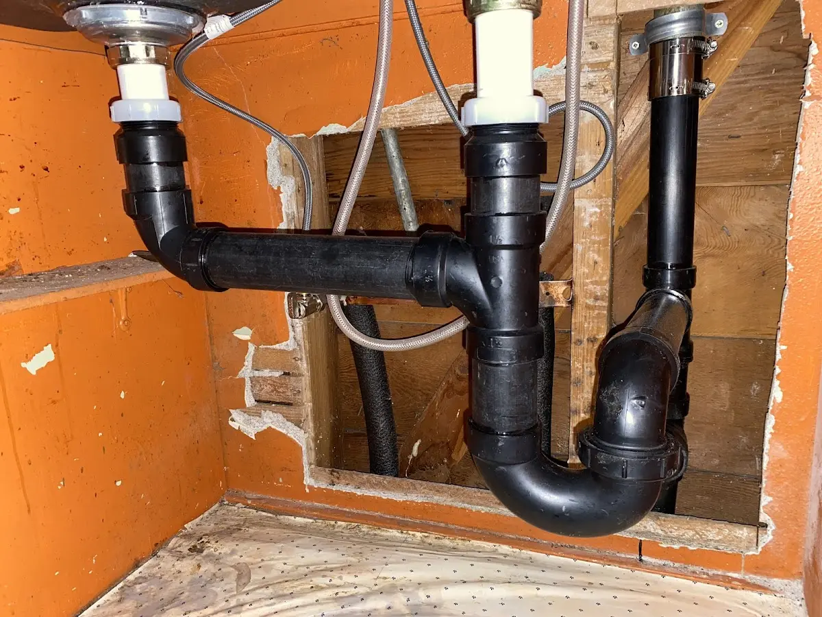 Professional Pipe Bursting equipment and tools on the job in Salem